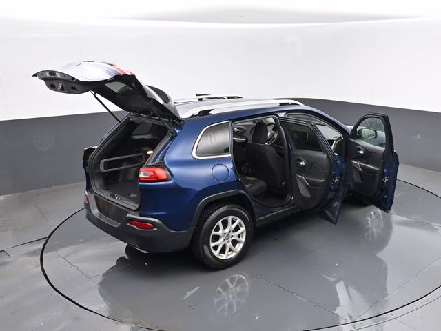 2018 Patriot Blue Pearlcoat Jeep Cherokee Latitude 4X4 SUV
