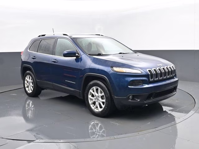 2018 Patriot Blue Pearlcoat Jeep Cherokee Latitude 4X4 SUV
