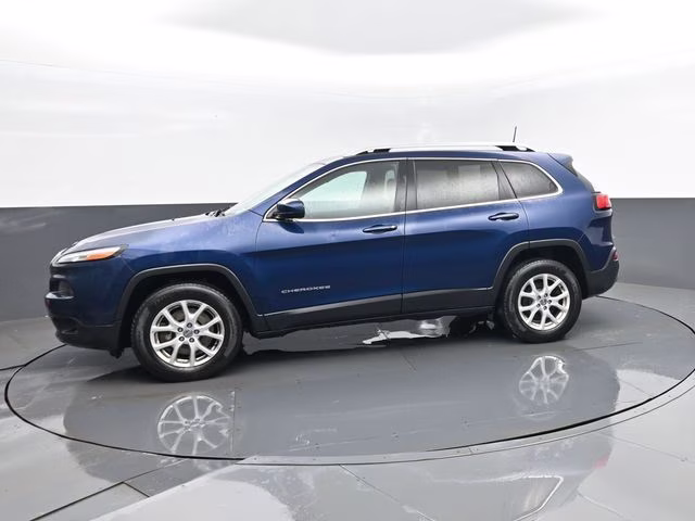 2018 Patriot Blue Pearlcoat Jeep Cherokee Latitude 4X4 SUV