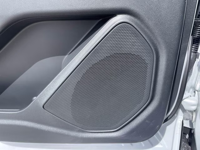 2026 Space White Metallic Ford Explorer Active RWD SUV