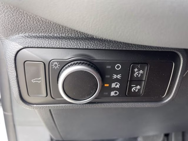 2026 Space White Metallic Ford Explorer Active RWD SUV