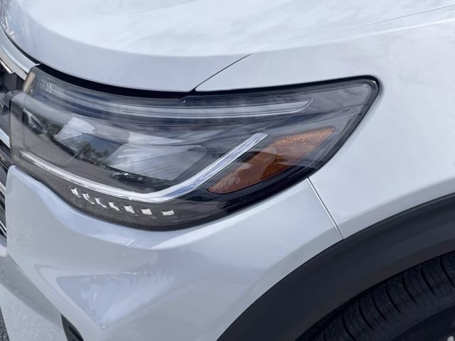 2026 Space White Metallic Ford Explorer Active RWD SUV