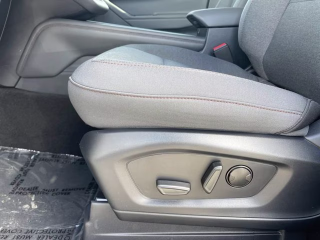 2026 Space White Metallic Ford Explorer Active RWD SUV