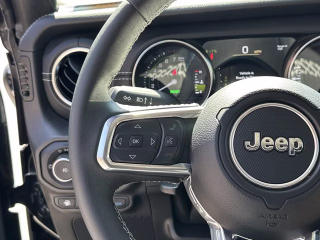 2023 Black Jeep Wrangler 4xe Sahara 4X4 Convertible