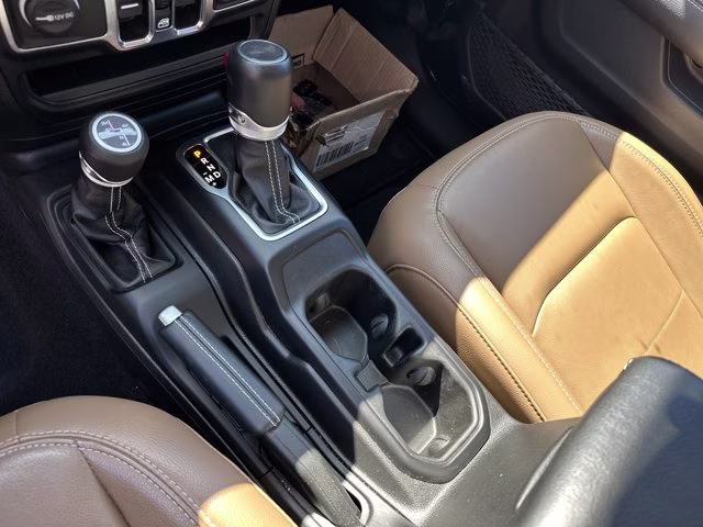 2023 Black Jeep Wrangler 4xe Sahara 4X4 Convertible