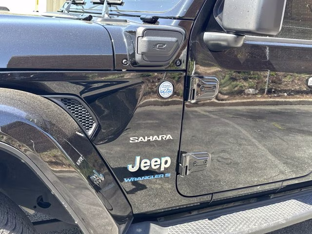 2023 Black Jeep Wrangler 4xe Sahara 4X4 Convertible