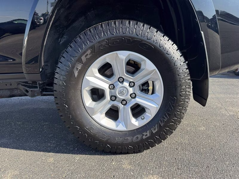 2016 Midnight Black Metallic Toyota 4Runner SR5 4X4 SUV