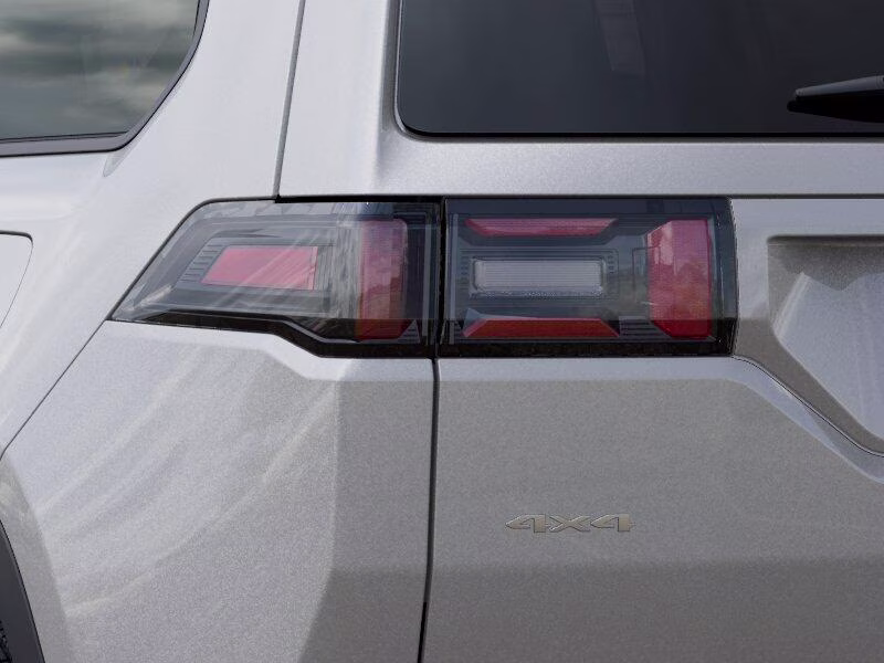 2026 Silver Zynith Clear Coat Jeep Cherokee Cherokee Laredo 4x4 4X4 SUV