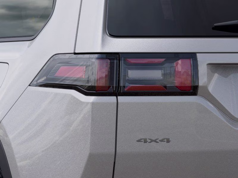 2026 Silver Zynith Clearcoat Jeep Cherokee Laredo 4X4 SUV