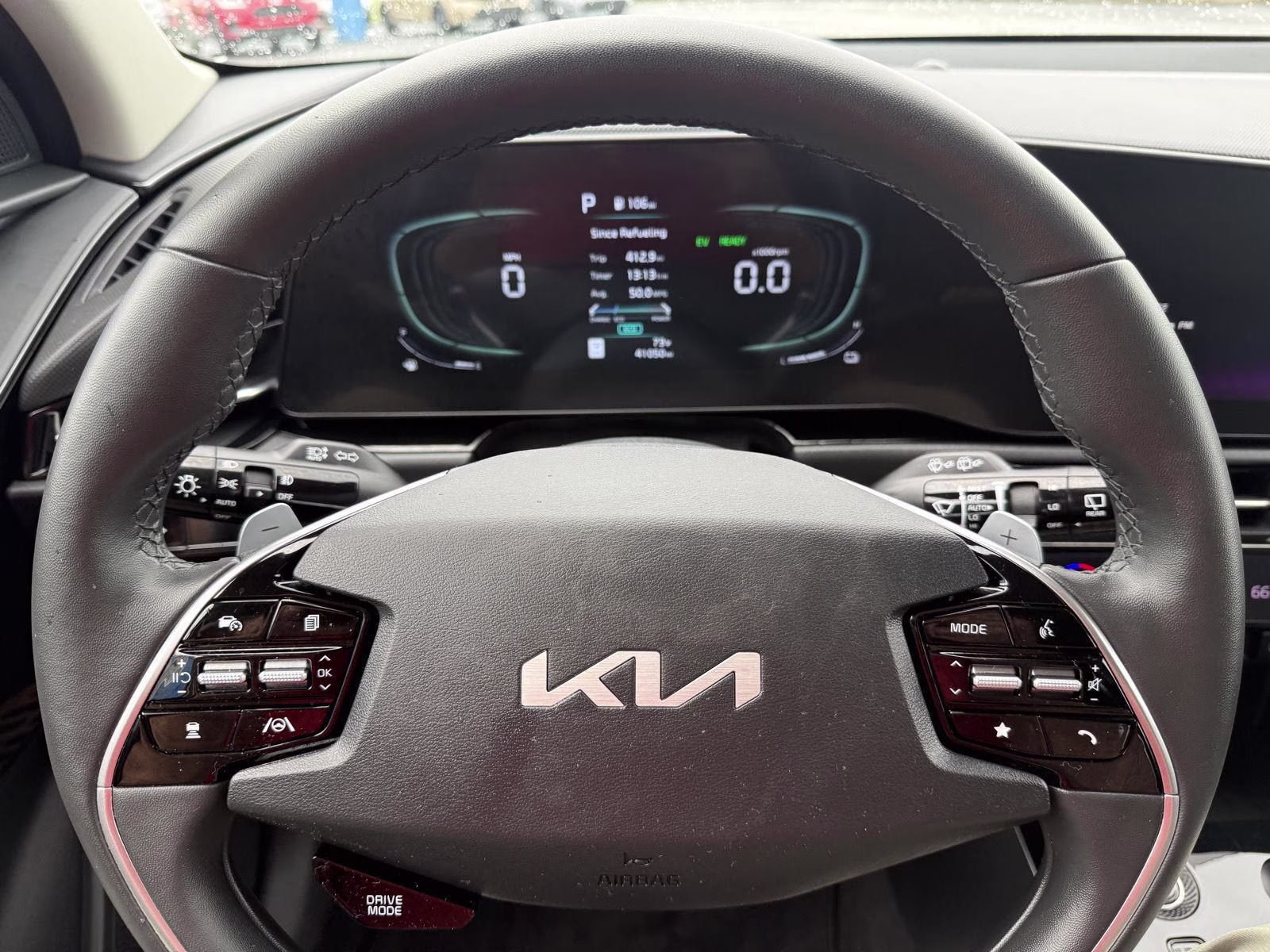 2023 Snow White Pearl Kia Niro EX Touring FWD SUV