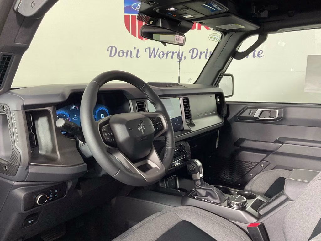 2026 Oxford White Ford Bronco Big Bend 4X4 SUV