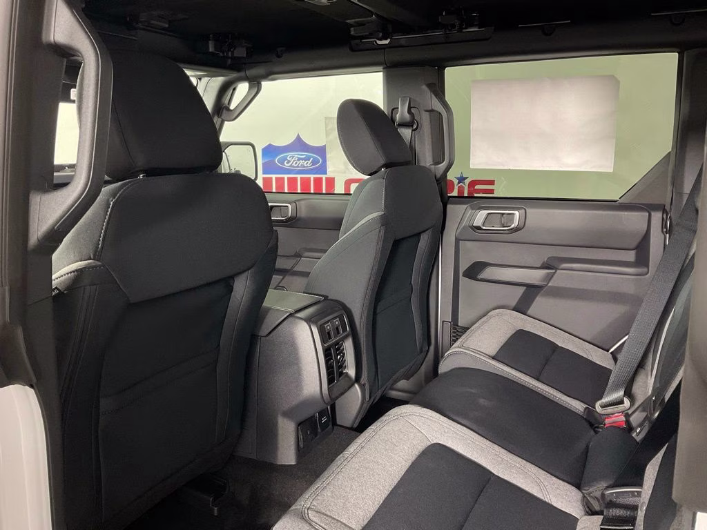 2026 Oxford White Ford Bronco Big Bend 4X4 SUV