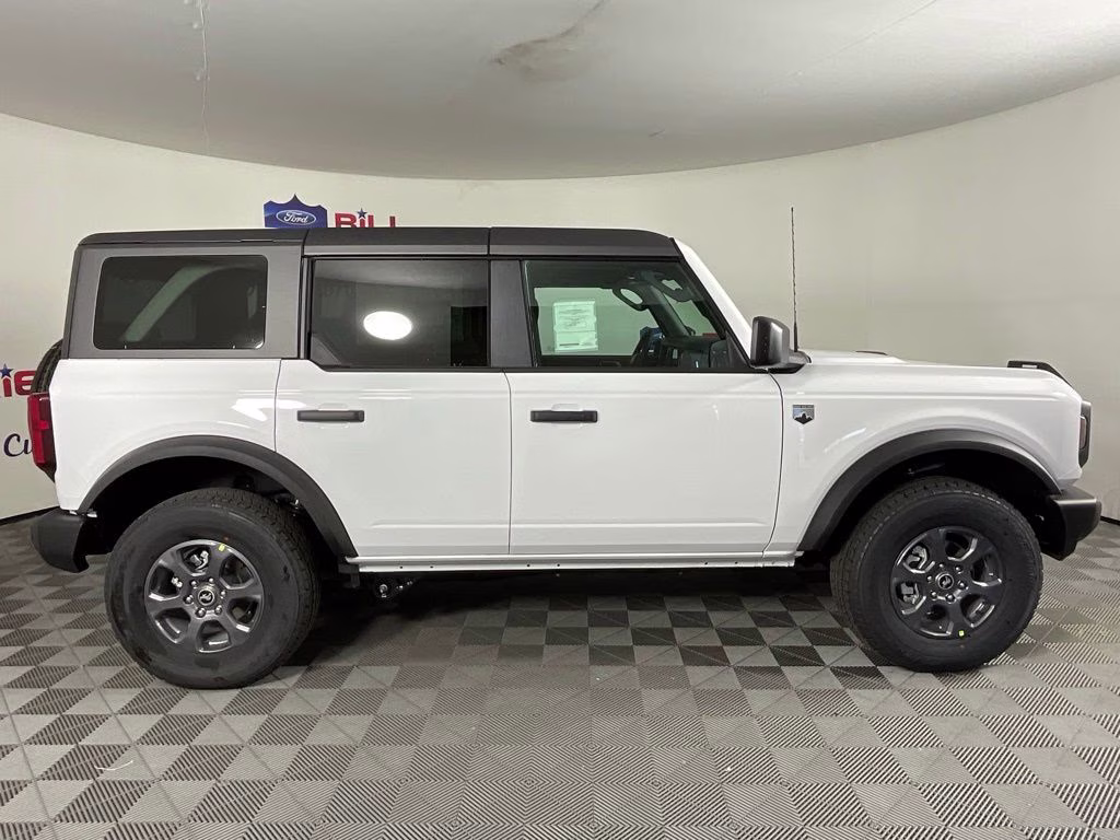 2026 Oxford White Ford Bronco Big Bend 4X4 SUV