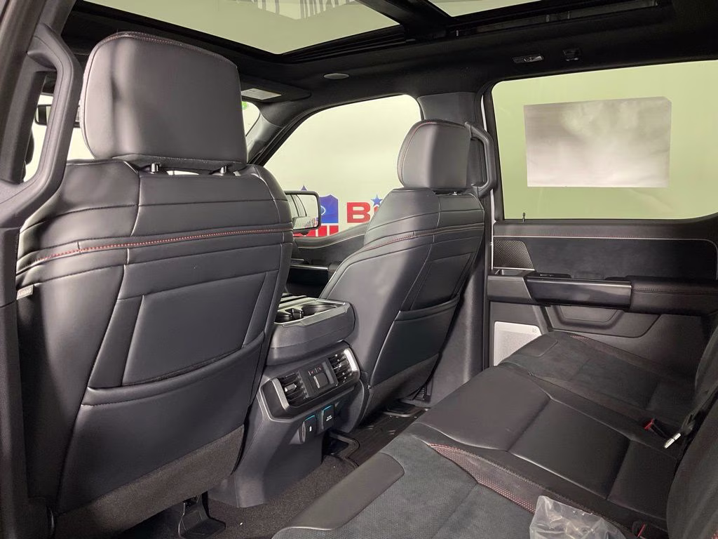 2026 Avalanche Ford F-150 Raptor 4X4 Truck