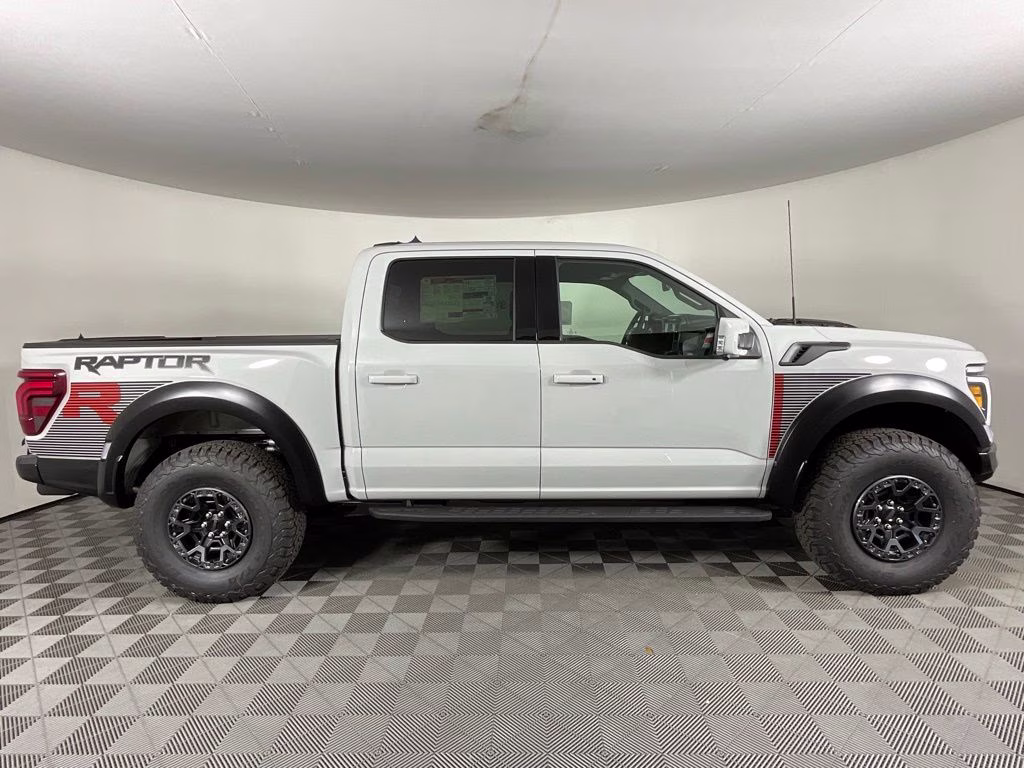 2026 Avalanche Ford F-150 Raptor 4X4 Truck