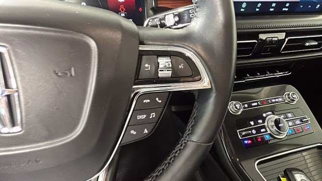 2022 Gray Metallic Lincoln Nautilus Reserve AWD SUV