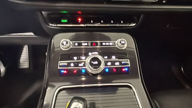 2022 Gray Metallic Lincoln Nautilus Reserve AWD SUV