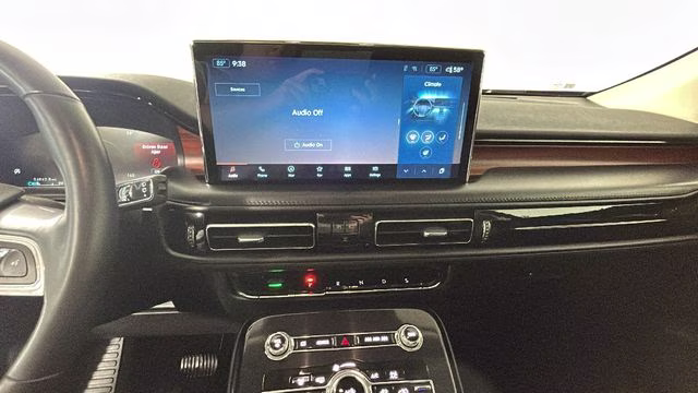 2022 Gray Metallic Lincoln Nautilus Reserve AWD SUV