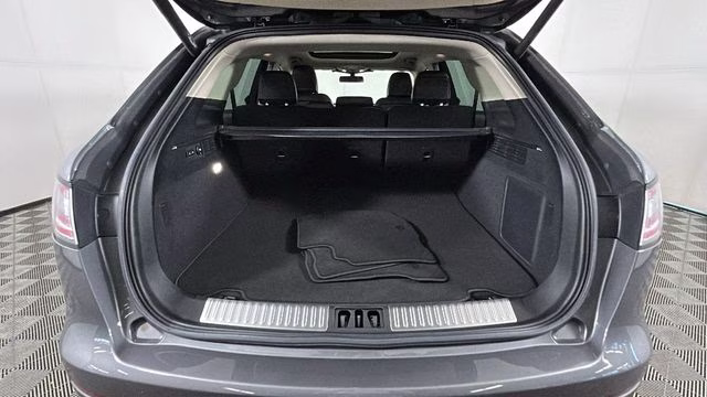2022 Gray Metallic Lincoln Nautilus Reserve AWD SUV