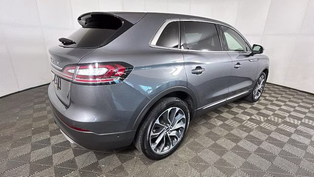 2022 Gray Metallic Lincoln Nautilus Reserve AWD SUV