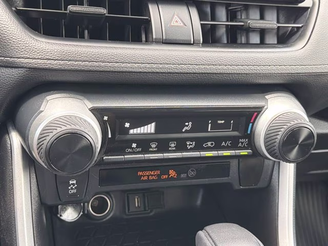 2022 White Toyota RAV4 LE FWD SUV