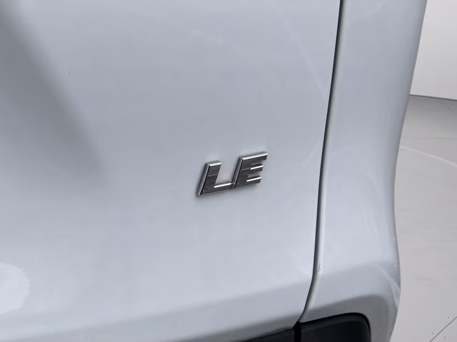 2022 White Toyota RAV4 LE FWD SUV