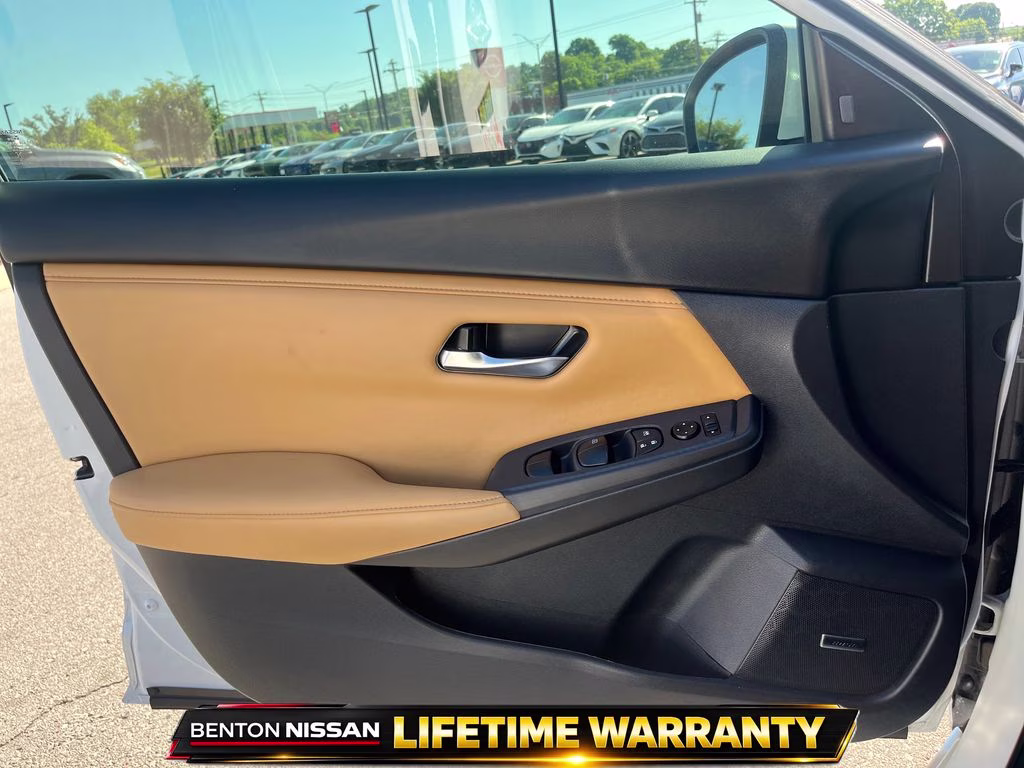 2025 Aspen White Tricoat Nissan Sentra SV FWD Sedan