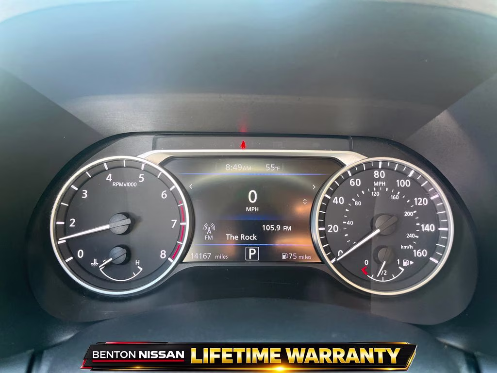 2025 Aspen White Tricoat Nissan Sentra SV FWD Sedan