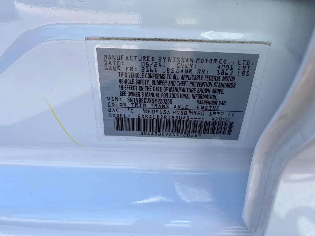 2025 Aspen White Tricoat Nissan Sentra SV FWD Sedan