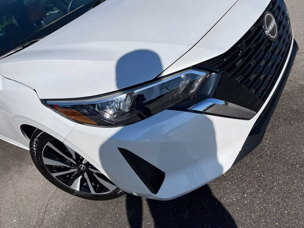 2025 Aspen White Tricoat Nissan Sentra SV FWD Sedan