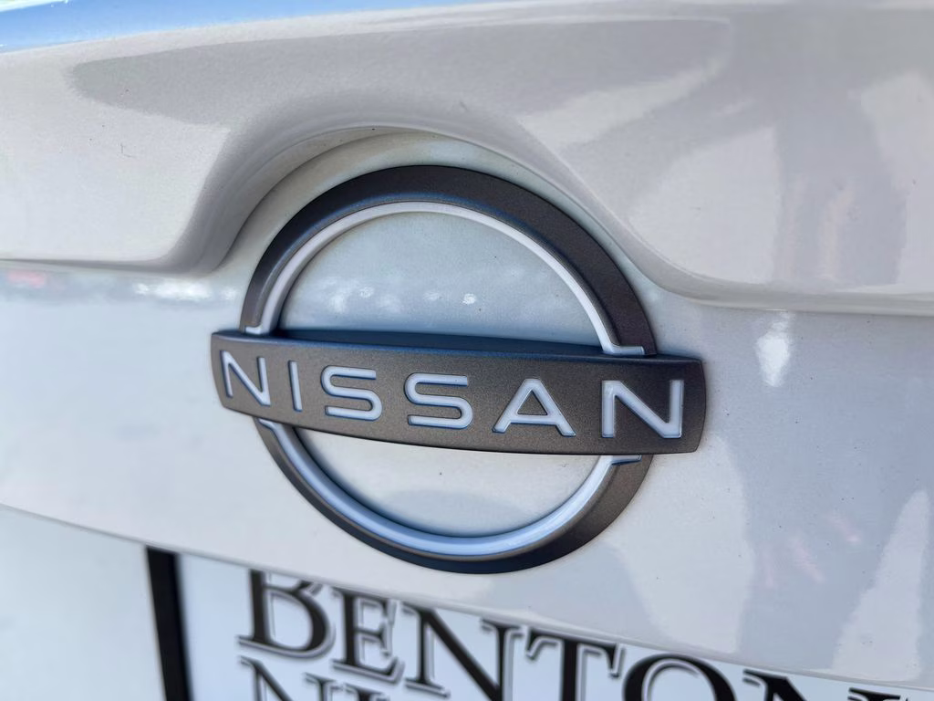 2025 Aspen White Tricoat Nissan Sentra SV FWD Sedan