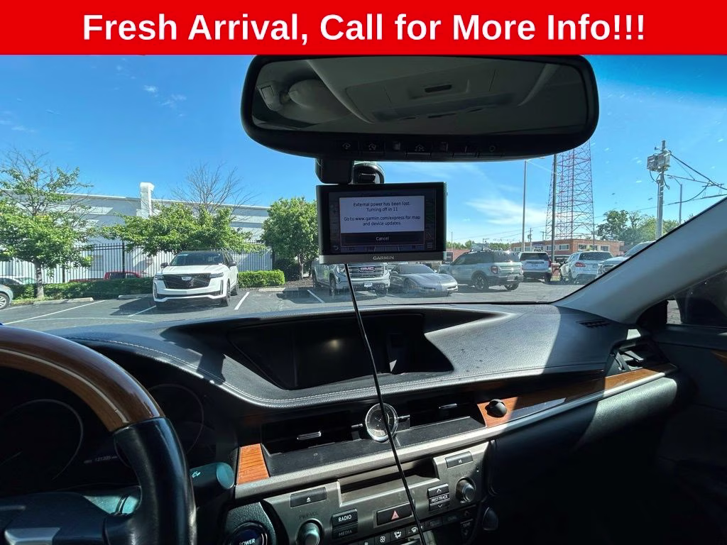 2013 Brown Lexus ES 300h FWD Sedan