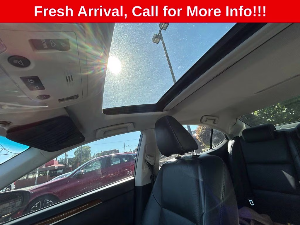 2013 Brown Lexus ES 300h FWD Sedan