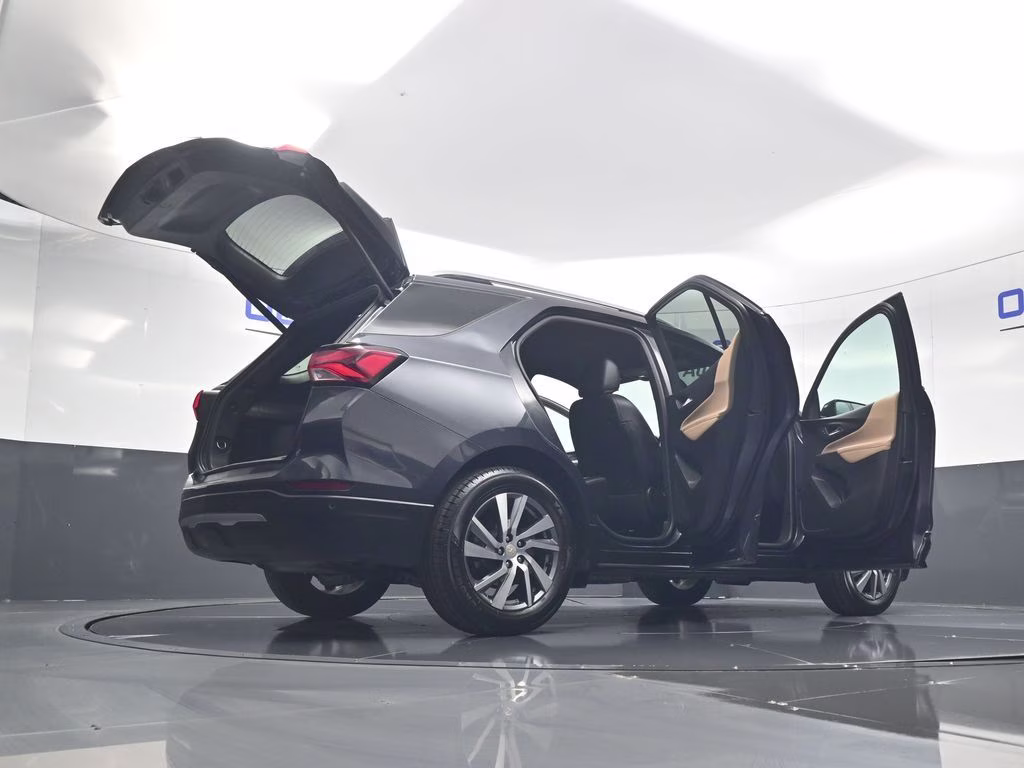 2022 Iron Gray Metallic Chevrolet Equinox Premier FWD SUV