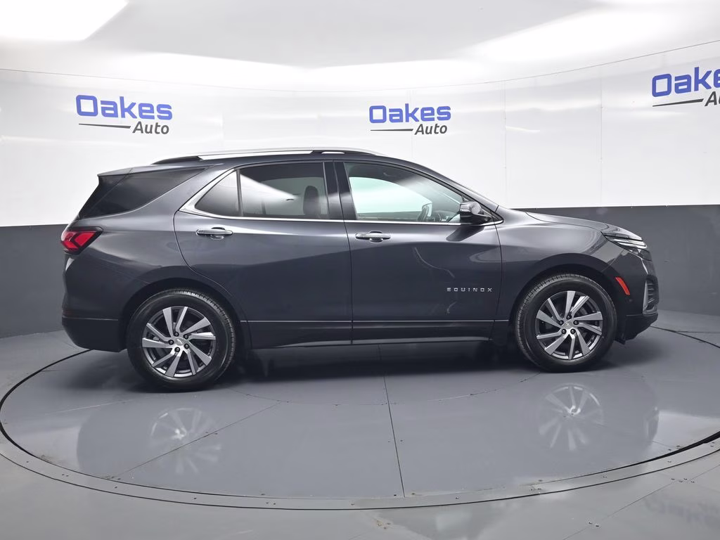 2022 Iron Gray Metallic Chevrolet Equinox Premier FWD SUV