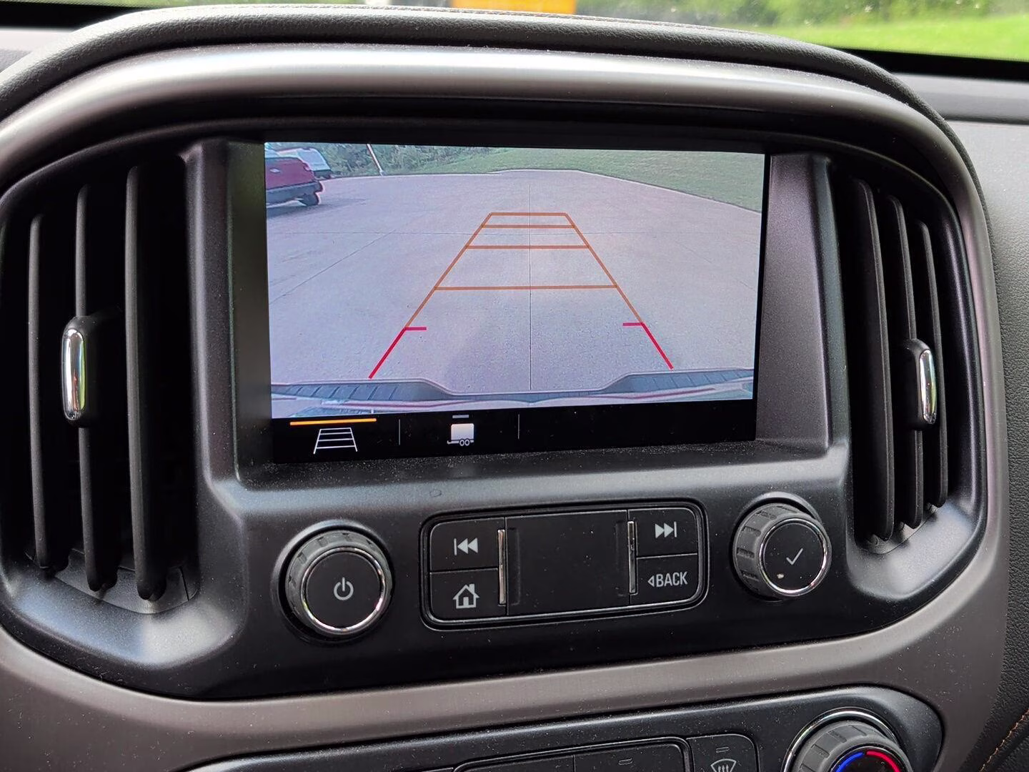 2021 Desert Sand Metallic GMC Canyon 4WD AT4 w/Leather 4X4 Truck