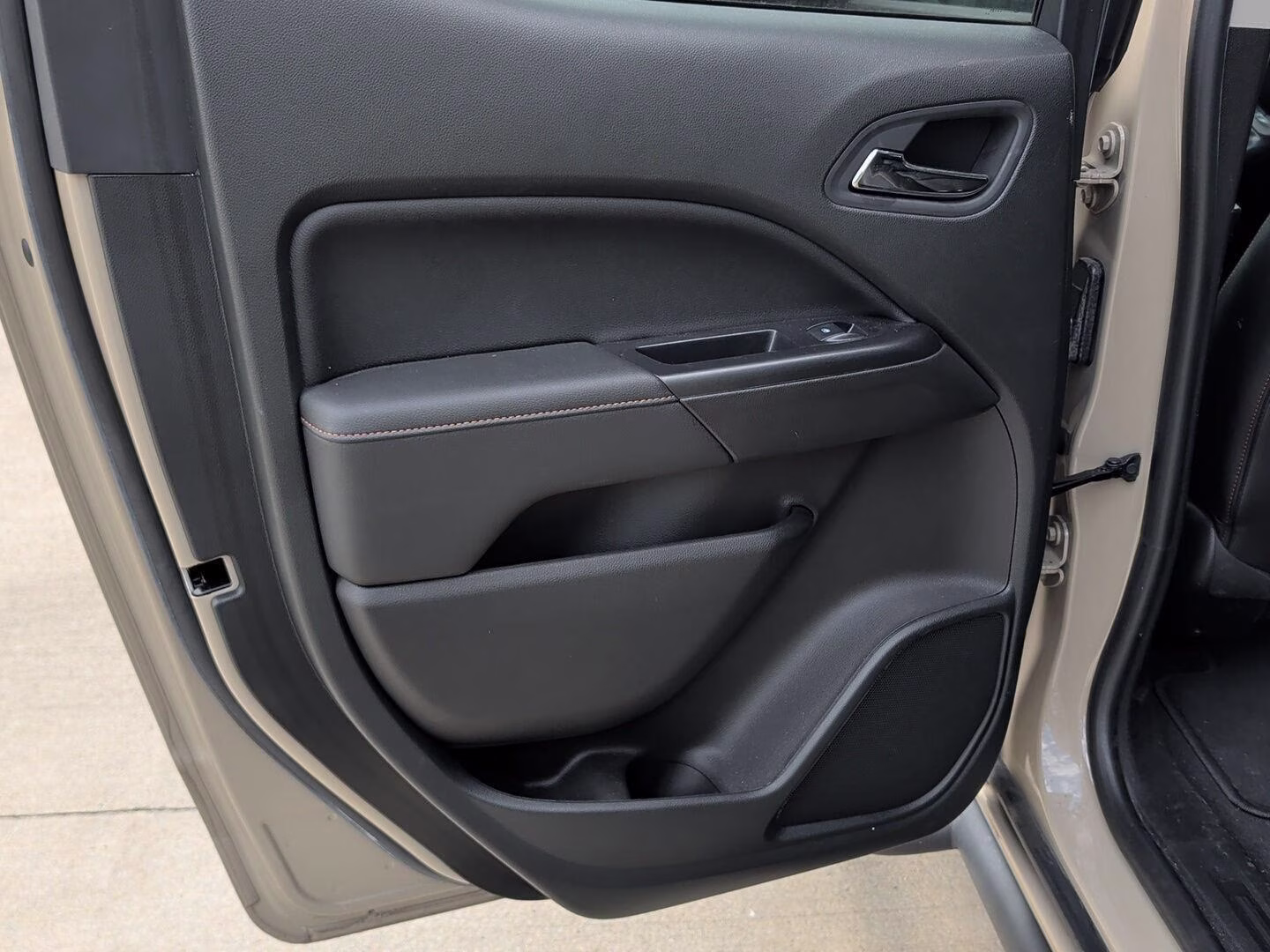 2021 Desert Sand Metallic GMC Canyon 4WD AT4 w/Leather 4X4 Truck