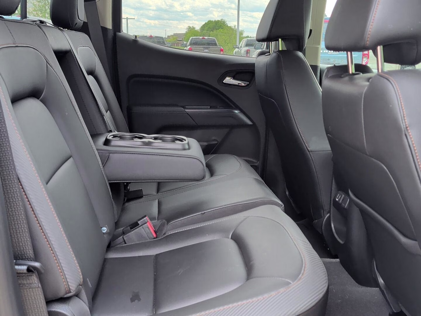 2021 Desert Sand Metallic GMC Canyon 4WD AT4 w/Leather 4X4 Truck