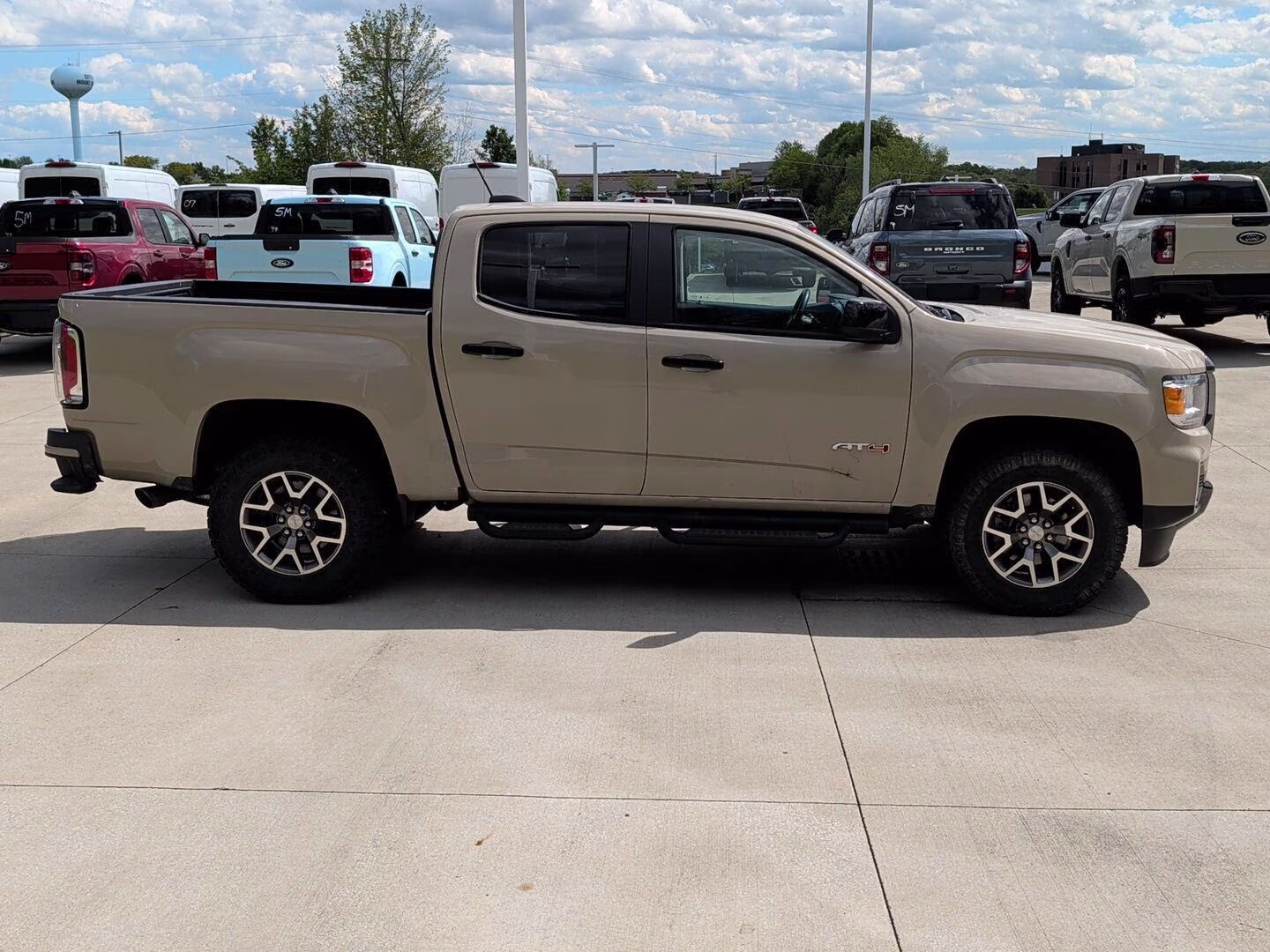 2021 Desert Sand Metallic GMC Canyon 4WD AT4 w/Leather 4X4 Truck