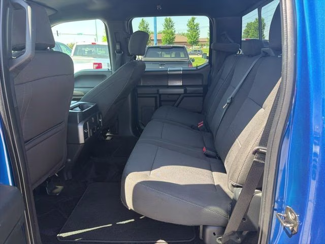2018 Lightning Blue Ford F-150 XLT 4X4 Truck