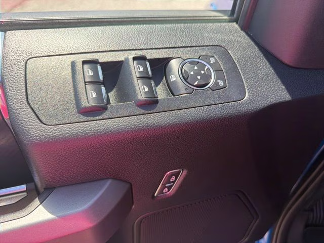 2018 Lightning Blue Ford F-150 XLT 4X4 Truck
