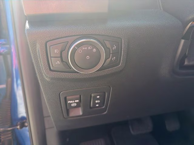 2018 Lightning Blue Ford F-150 XLT 4X4 Truck