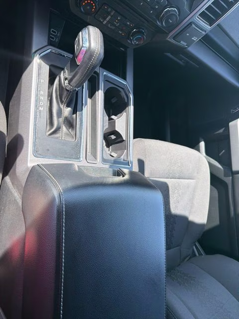 2018 Lightning Blue Ford F-150 XLT 4X4 Truck