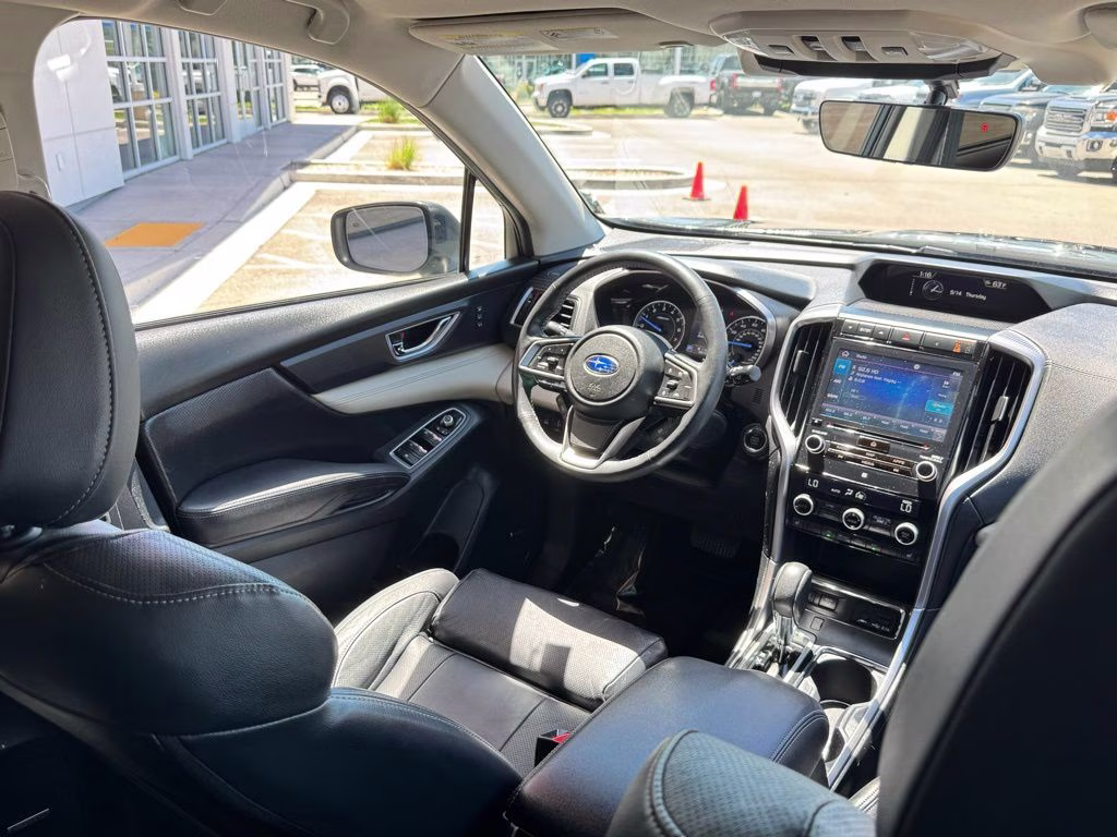2020 Crystal Black Silica Subaru Ascent Limited AWD SUV