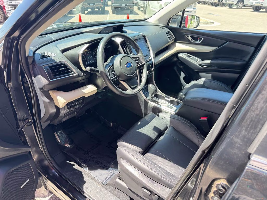 2020 Crystal Black Silica Subaru Ascent Limited AWD SUV