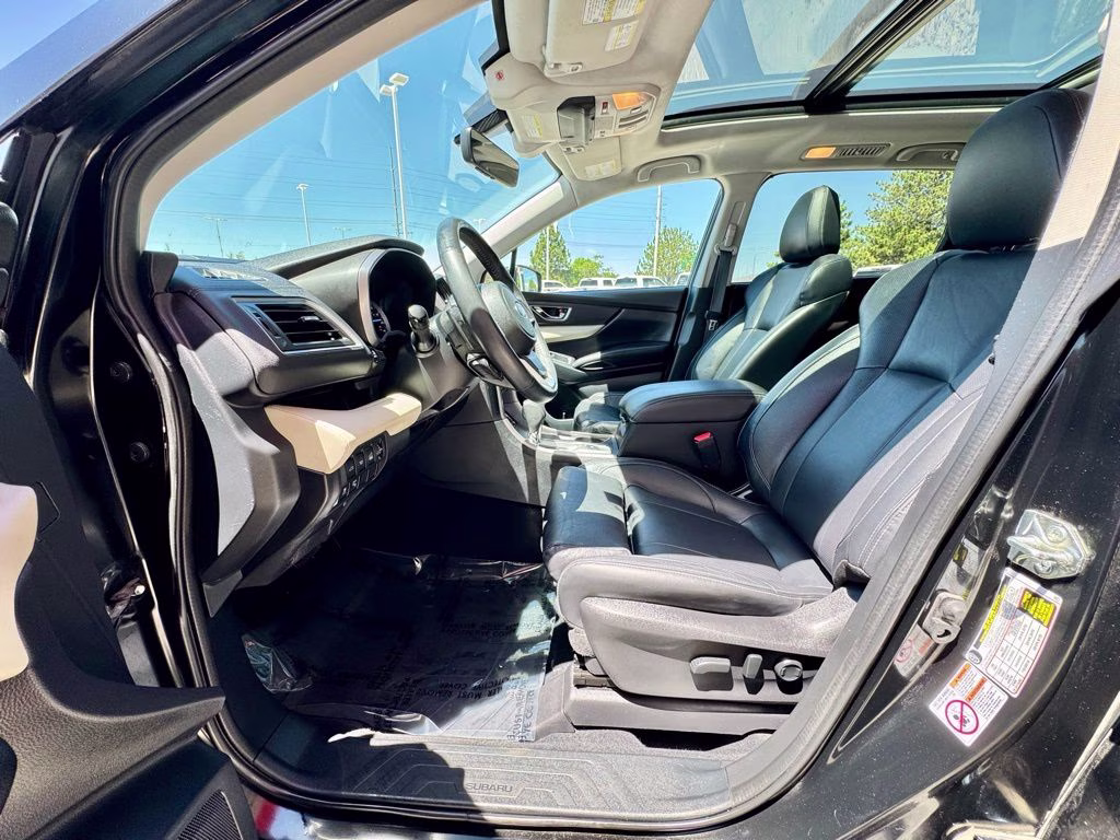 2020 Crystal Black Silica Subaru Ascent Limited AWD SUV