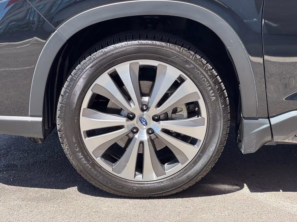 2020 Crystal Black Silica Subaru Ascent Limited AWD SUV