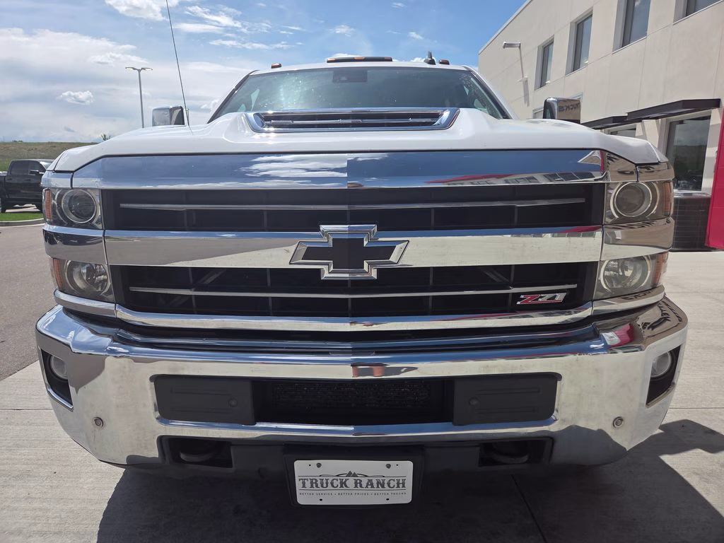2019 Summit White Chevrolet Silverado 2500HD LTZ 4X4 Truck