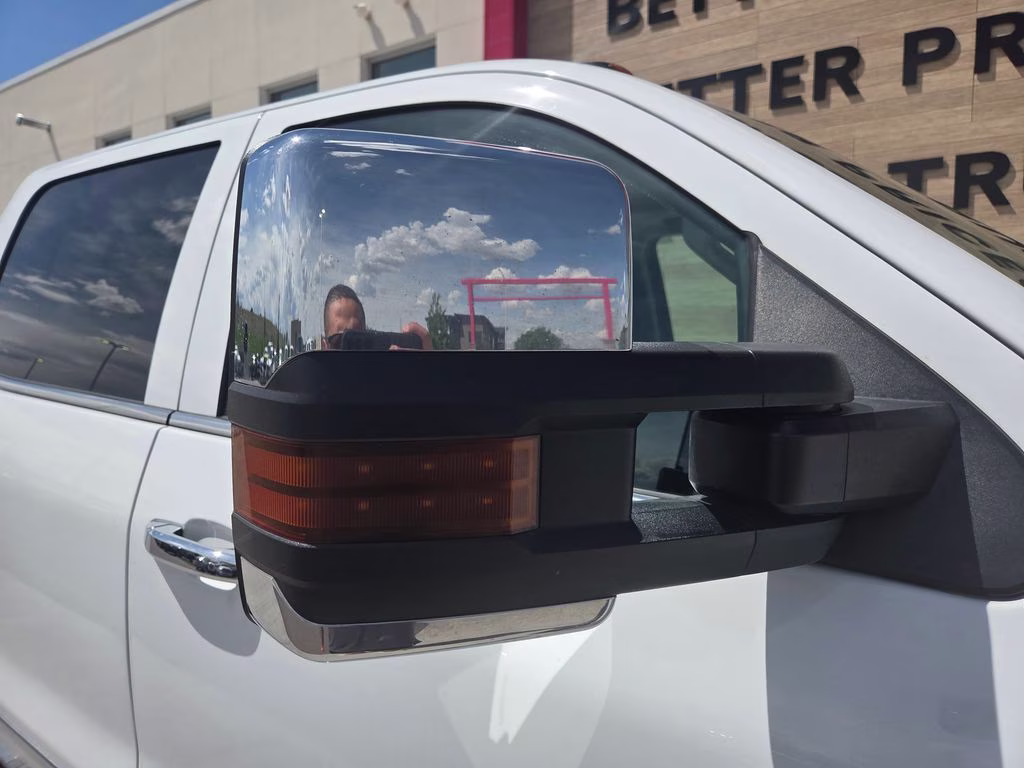 2019 Summit White Chevrolet Silverado 2500HD LTZ 4X4 Truck