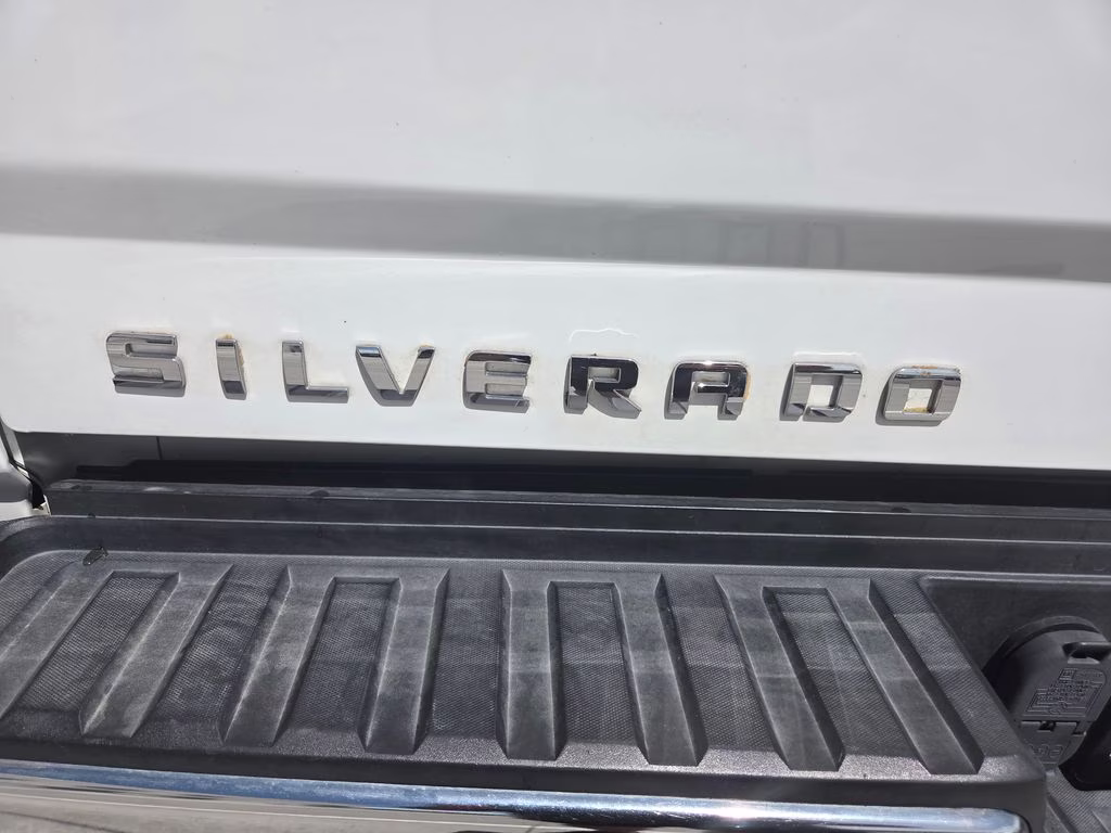 2019 Summit White Chevrolet Silverado 2500HD LTZ 4X4 Truck